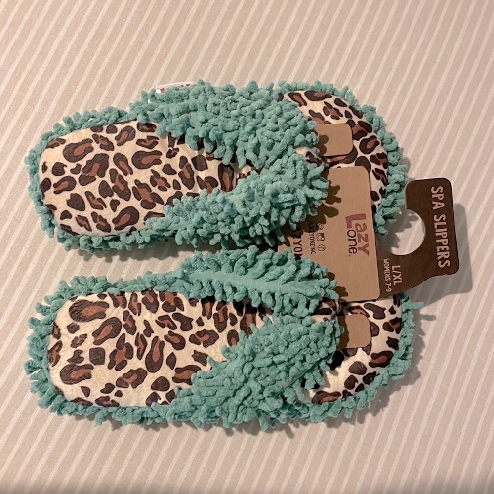 Women’s Lazy One Fast Asleep Spa Slippers-Aqua/Leopard Print